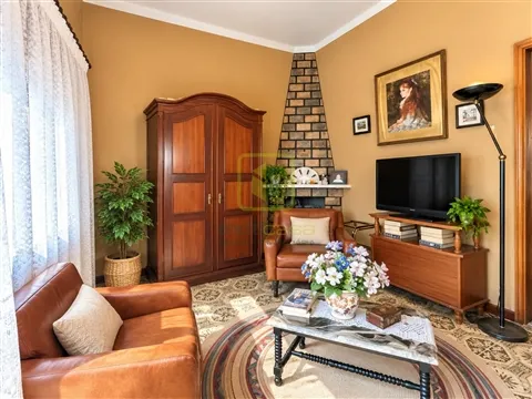 Moradia T2 Lavos