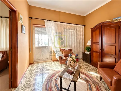 Moradia T2 Lavos