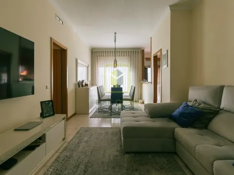 Apartamento T2 à Beira-Mar