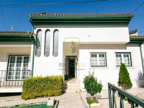 Moradia T3 com Piscina