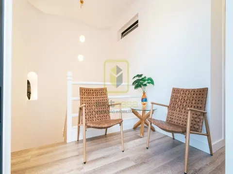 Moradia T4 com vista de mar