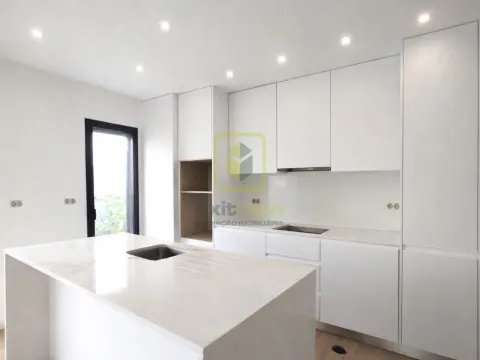 Apartamento T1 com Terraço em Aveiro