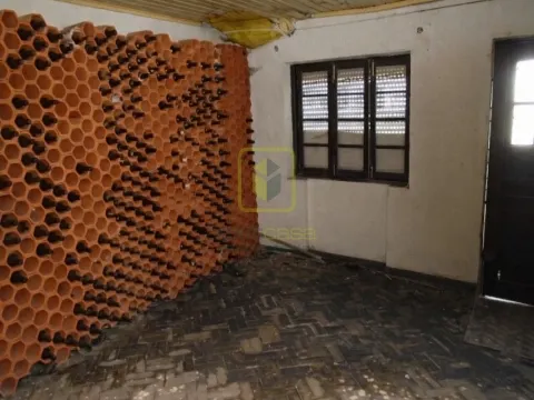 Moradia Térrea em Eixo