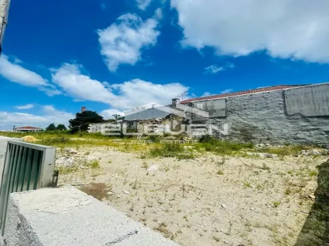 Terreno - Oliveira do Douro