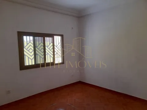 Vivenda T3 em Penha para Arrendamento de Longa Duração