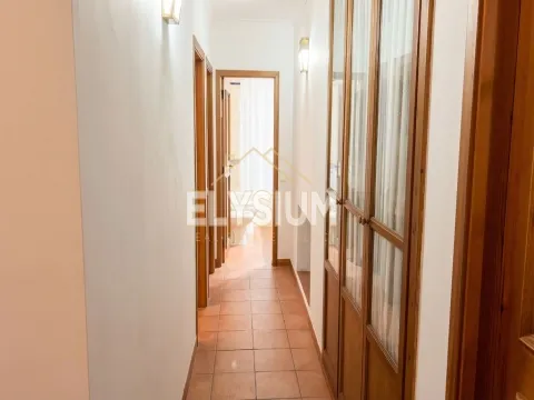 Moradia T3 Exclusiva com Piscina e Privacidade Total em Santarém