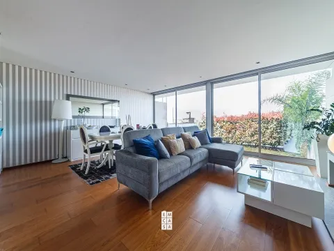 Moradia em Banda T3+1