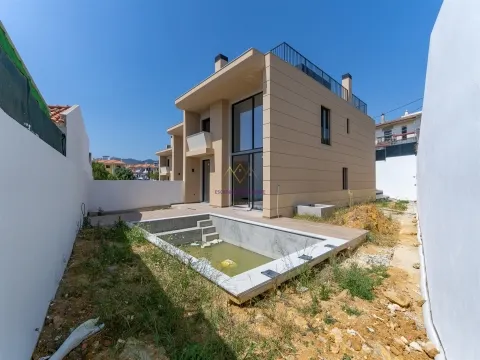 Condominium de luxe à Cascais - Muches - Villas de 4 chambres disponibles à la vente