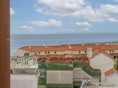 3 chambres à Sesimbra à côté de la plage