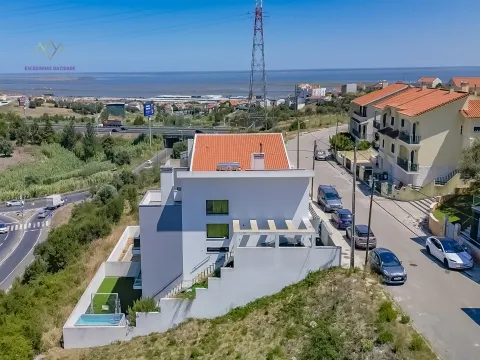 Unique villa in Santa Iria Azóia