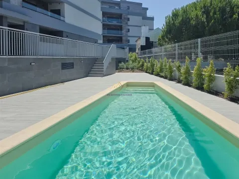 T3 com Piscina em Alverca