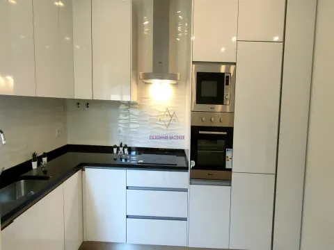 T3 Refurbished and Decorated in Benfica