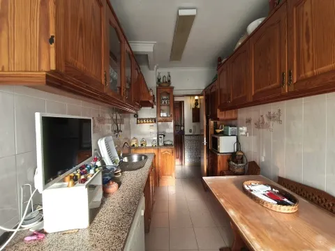 T2 na Falagueira junto ao Parque Aventura