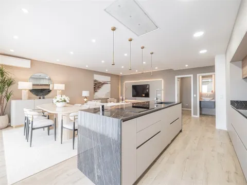 T3+2 Novo com Garagem Box e Grandes Terraços— Montijo