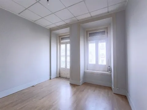 Apartamento T3 usado no centro Lisboa