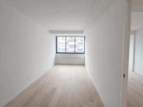 T1 em Empreendimento de luxo com Piscina