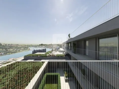 T4 no O’rizon Living com Varanda e Terraço Vistas Rio Douro