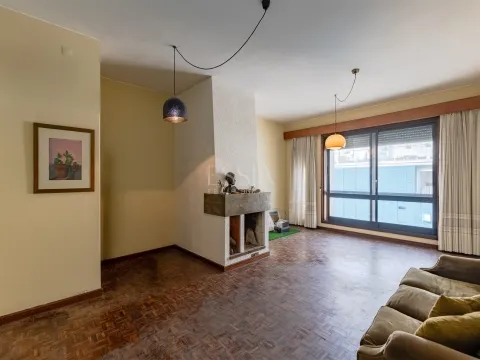 Appartement avec 4 chambres à Boavista avec garage