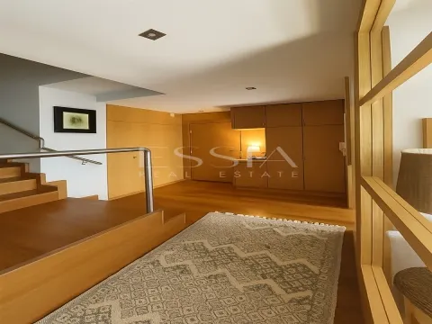 Apartamento T3 Duplex em Condomínio com Piscina