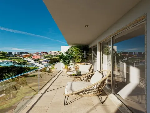 1-bedroom apartment with balcony in Canidelo on Arrábida Green Avenue