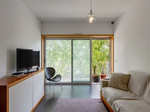 3 Bedroom Apartment for Rent with Douro River Views