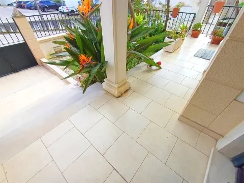 独立式的房子 4个房间