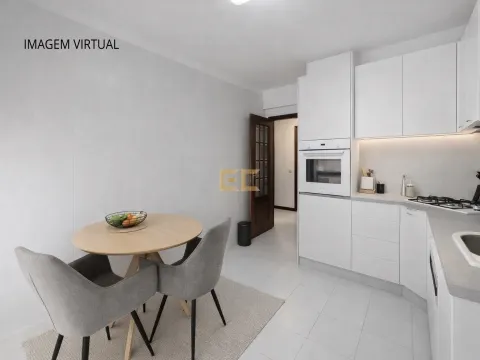 T1 Kitchenette, para venda – Abadias!