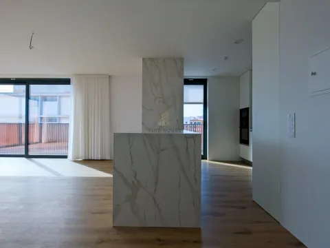 Apartamiento duplex de 4 habitaciones