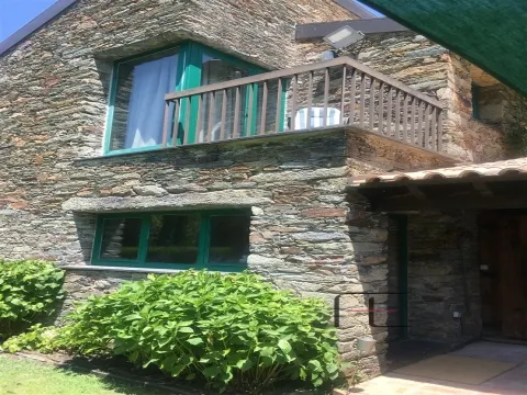 Quinta T4