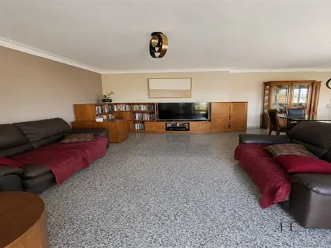 T3 com garagem box e vista mar em Vilar do Paraíso
