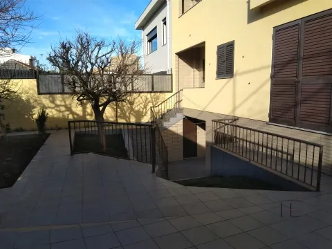 Maison 4 Chambre(s)+1