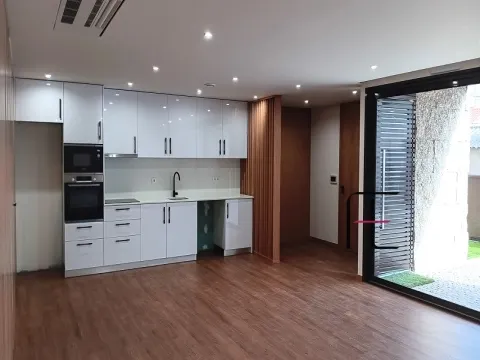 Semi-detached house T3