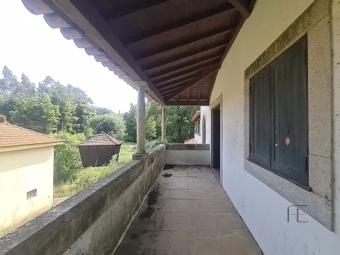 Quinta com Piscina e Campo de Jogos em São Paio de Oleiros