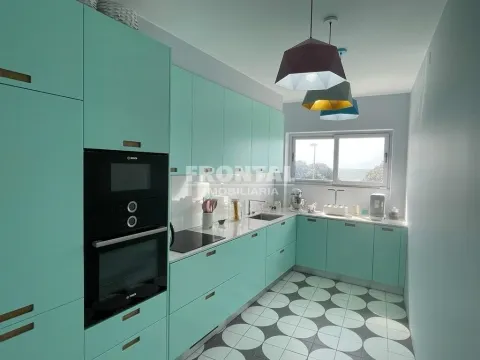 Apartamento T2+1 na Foz c/ Vista Mar