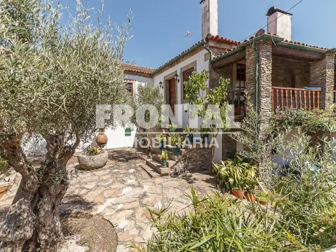 5-Suite House - Furnished and Equipped | Frechas, Mirandela