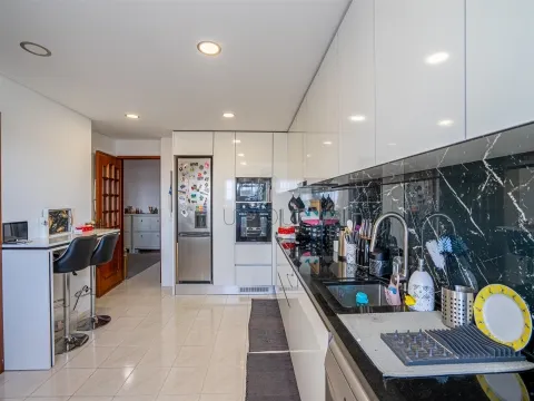 Квартира T3+2