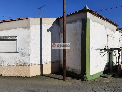 Maison à Restaurer 2 Chambre(s)