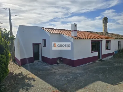 Moradia Geminada T2