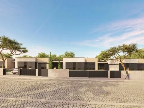 Casa Indipendente 4 Vani