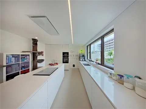 Luxury 3-Bed Apartment at Quinta Marques Gomes | Golden Hour Real Estate