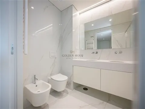 Apartamento T4 de Luxo em Canidelo  no emprrendimento  no Scala-Mare | Golden Hour Real Estate