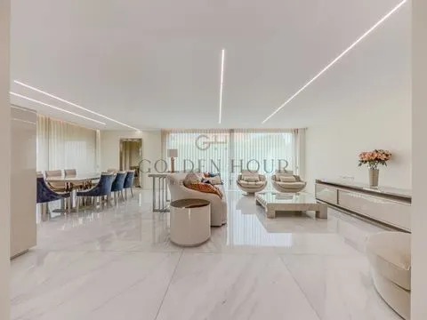 Moradia Geminada T4 de Luxo em Vila Nova de Gaia | Golden Hour Real Estate