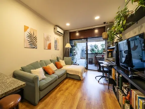 Exclusivo apartamento de un dormitorio con terraza en Oporto, totalmente equipado | Golden Hour 