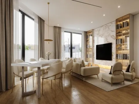 Moradia de Luxo T5 na Madalena