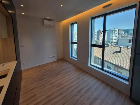 Apartamento T1 Eleven Gaia | Centralidade e Design
