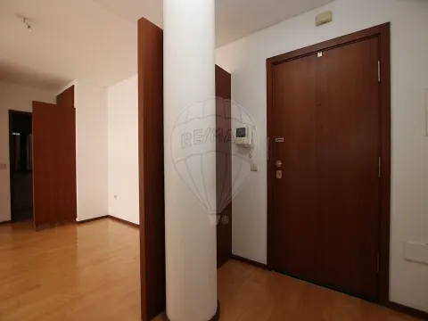 Apartamento T1 para arrendamento
