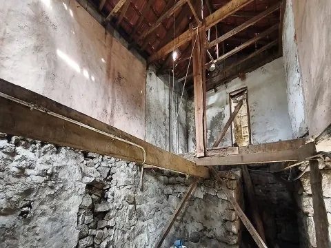 Moradia T2 para venda