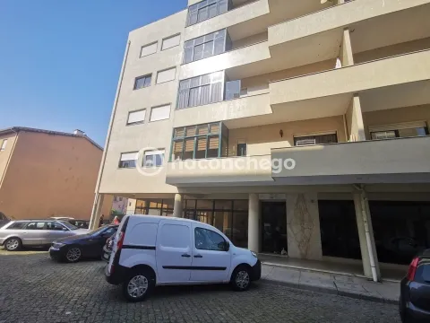 Apartamento T3 mobilado para arrendamento em Barcelos