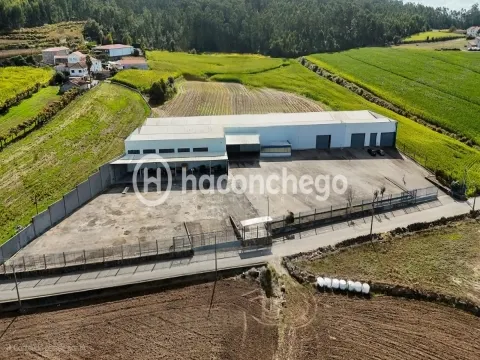 Armazém Industrial em Chorente, Barcelos