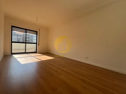 Apartamento T2, Cidade da Maia